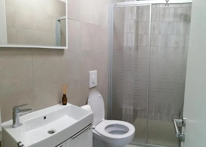 Wioletta Ciovo Okrug Gornji Trogir